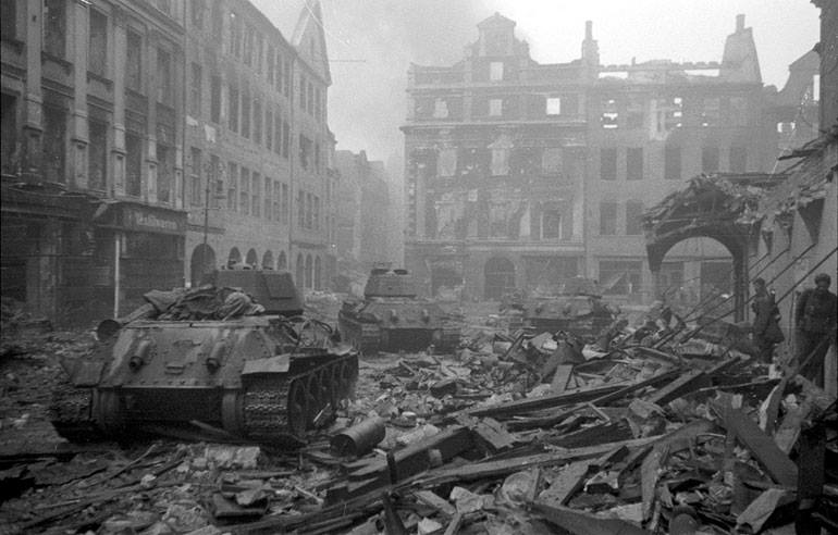 đ«đ· Hexenkreis – La paix est morte, les ruines demeurent